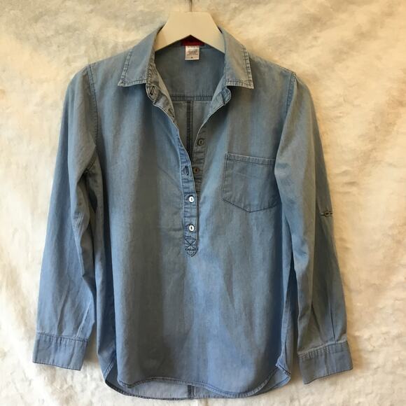 Red Tulips Blue 3/4 Button Up Long Sleeve Shirt - Picture 2 of 10